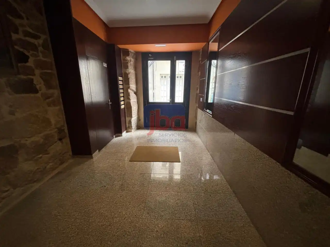 Apartament de lloguer en Ourense Capital  amb Calefacció, Moblat i Balcó