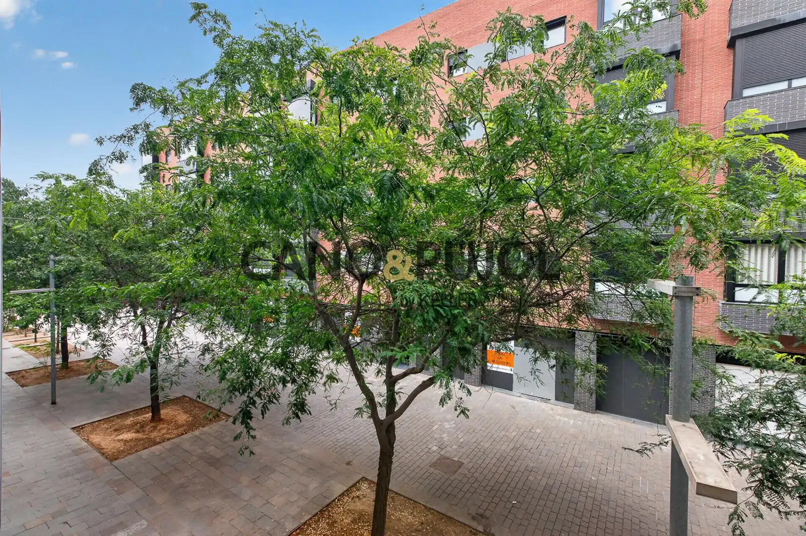 Vista exterior de Pis en venda en Sant Cugat del Vallès amb Aire condicionat, Calefacció i Parquet