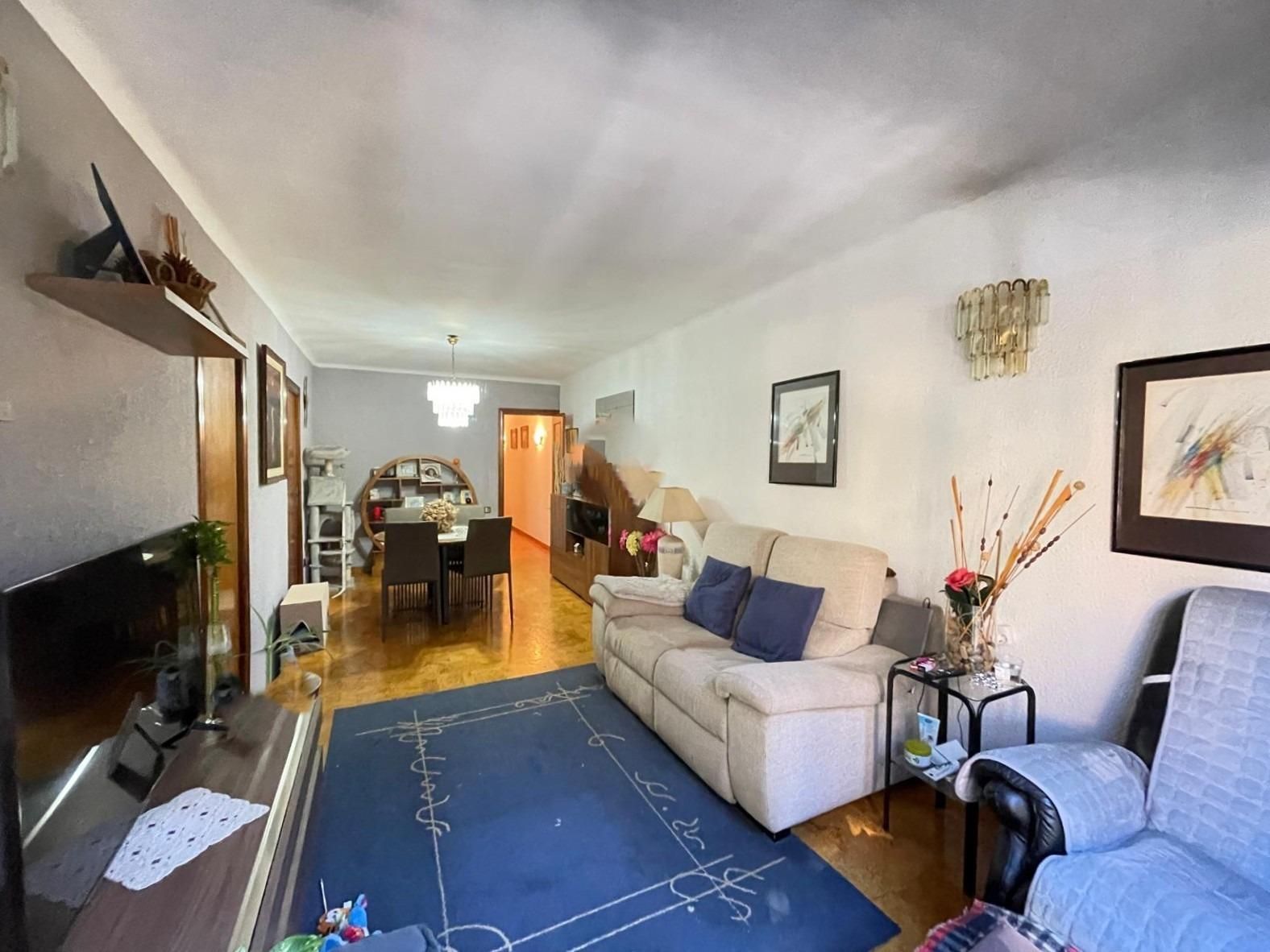 Living room of Flat for sale in Santa Coloma de Gramenet