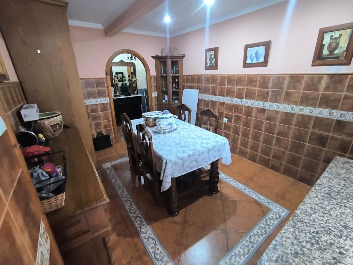 Menjador de Pis en venda en Estepona amb Moblat i Balcó