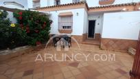 Vista exterior de Casa o xalet en venda en Chiclana de la Frontera