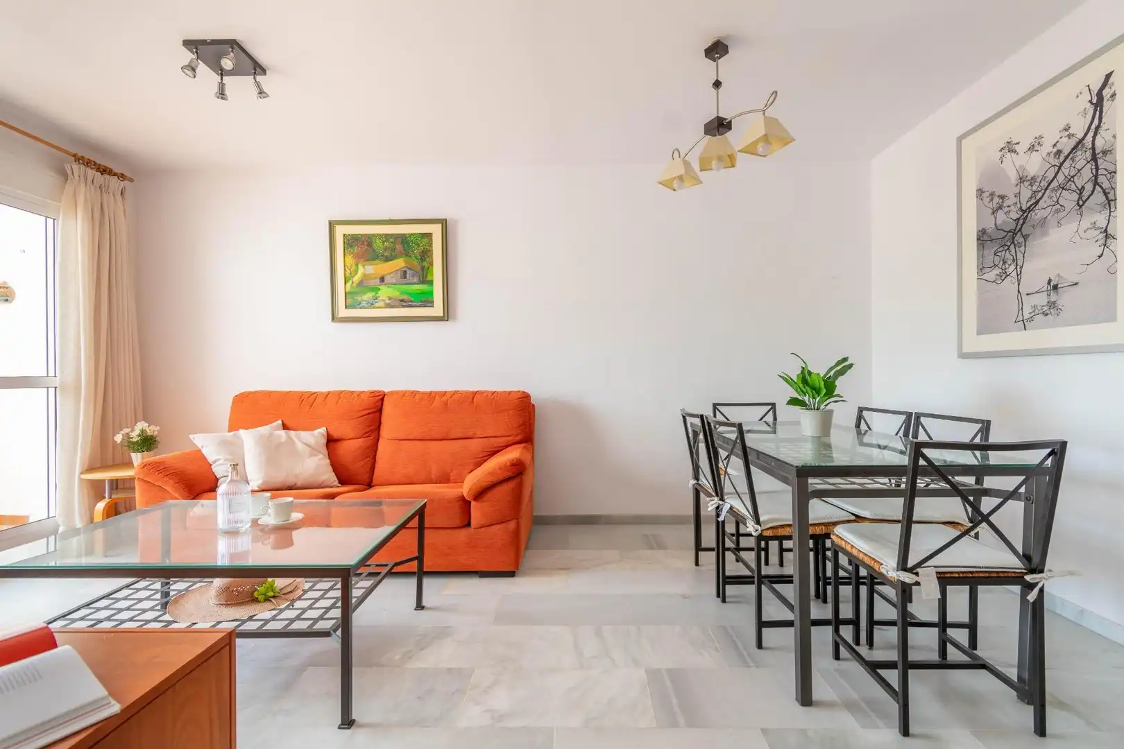 Sala de estar de Piso en venta en Almería con Aire acondicionado, Terraza y Balcón