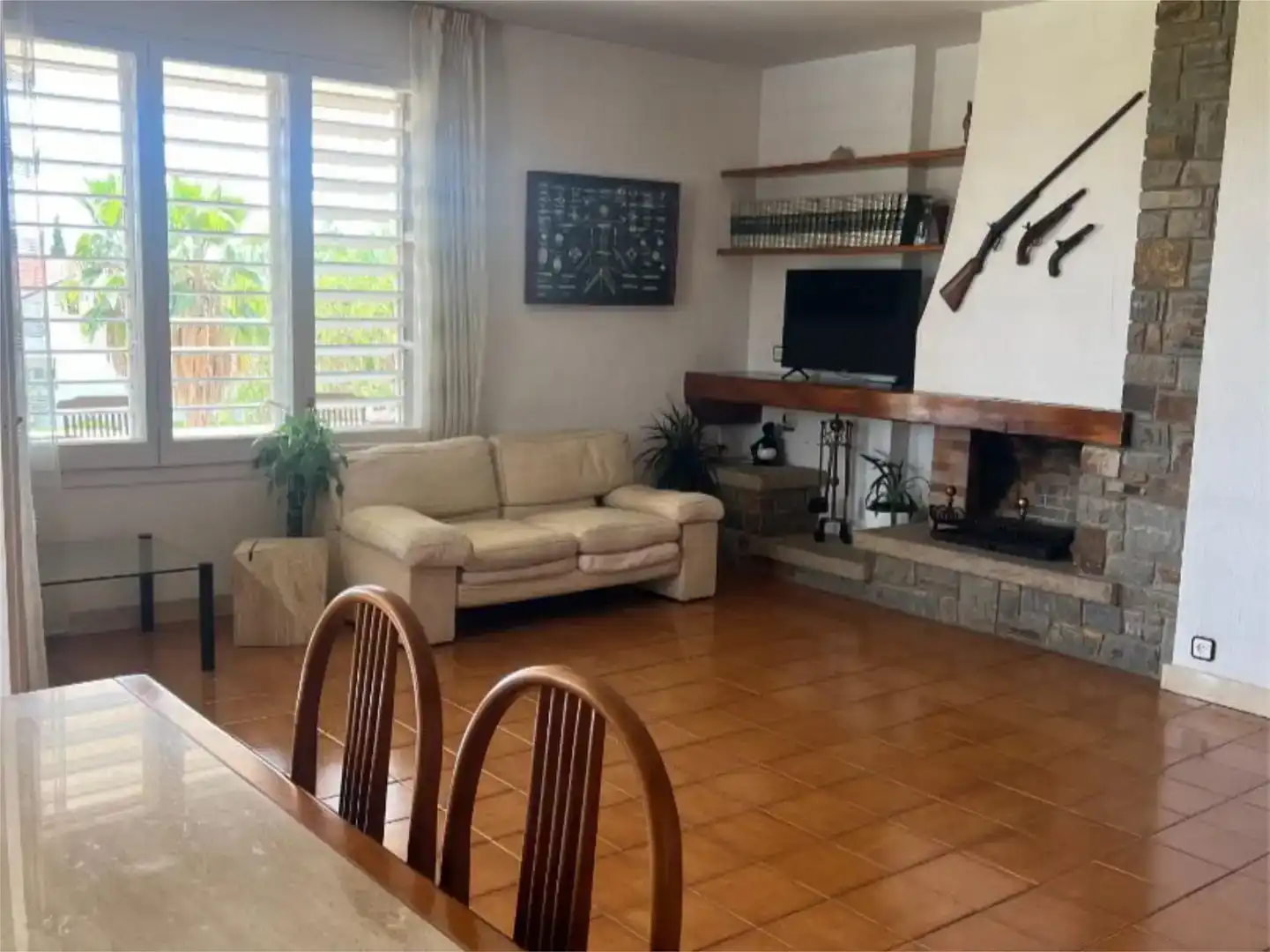Sala d'estar de Casa o xalet en venda en Pallejà amb Piscina i Balcó