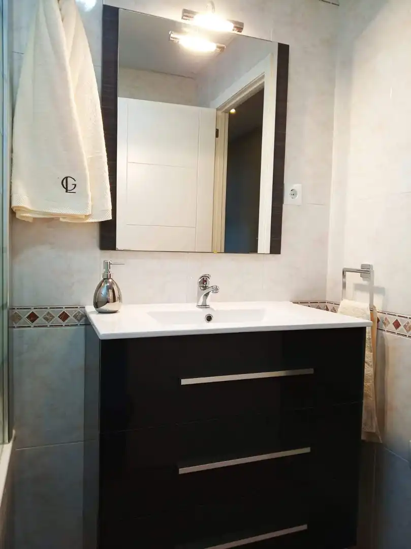 Baño de Piso de alquiler en Córdoba con Aire acondicionado y Calefacción