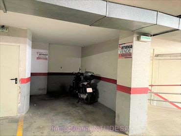 Parking for sale in Zaragoza