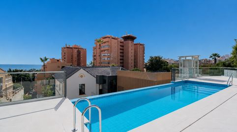 Presentamos un exclusivo estudio con baño completo, ubicado en una de las promociones más prestigiosas de Málaga.