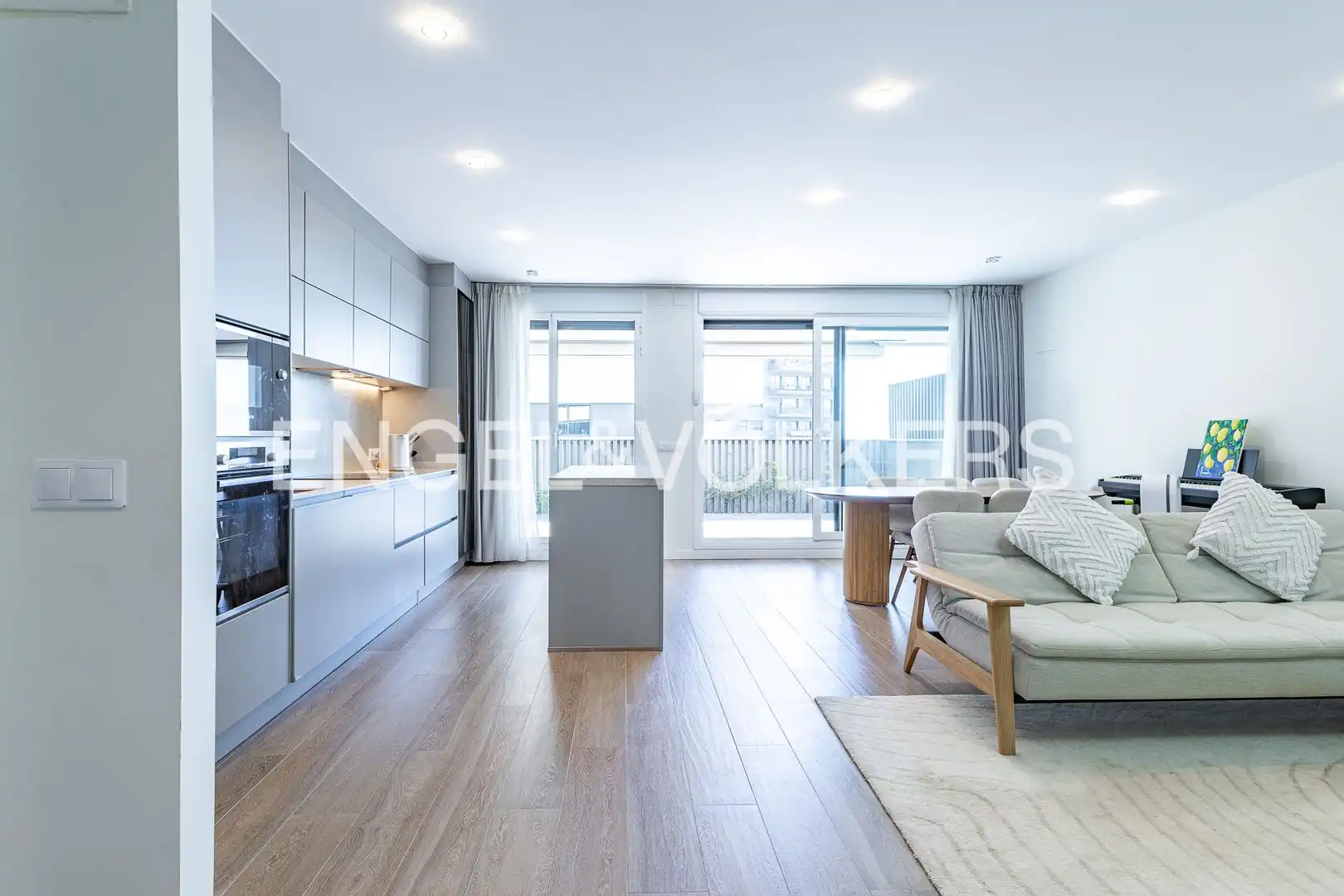 Piso con piscina en venta en Finestrelles, imagen 2