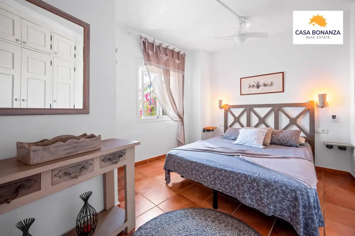 Habitación de Casa o chalet en venta en Almuñécar con Terraza, Piscina y Amueblado
