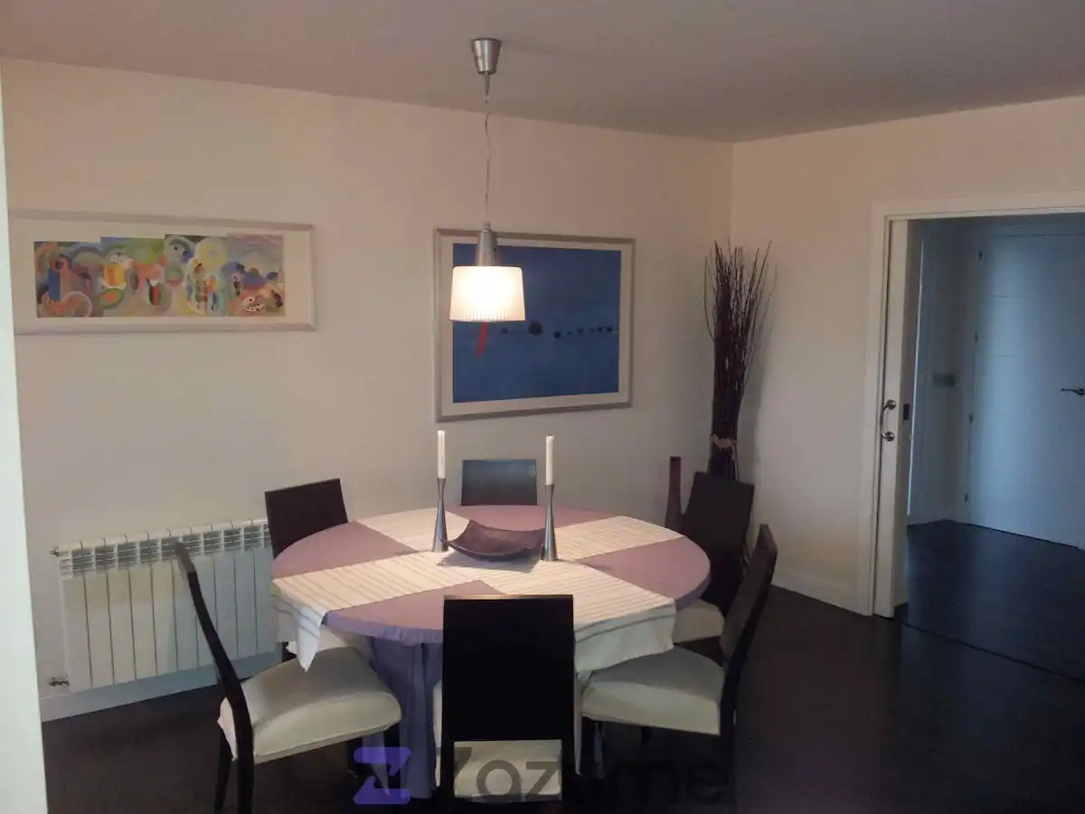 Comedor de Casa o chalet de alquiler en Aldeamayor de San Martín con Calefacción, Jardín privado y Terraza