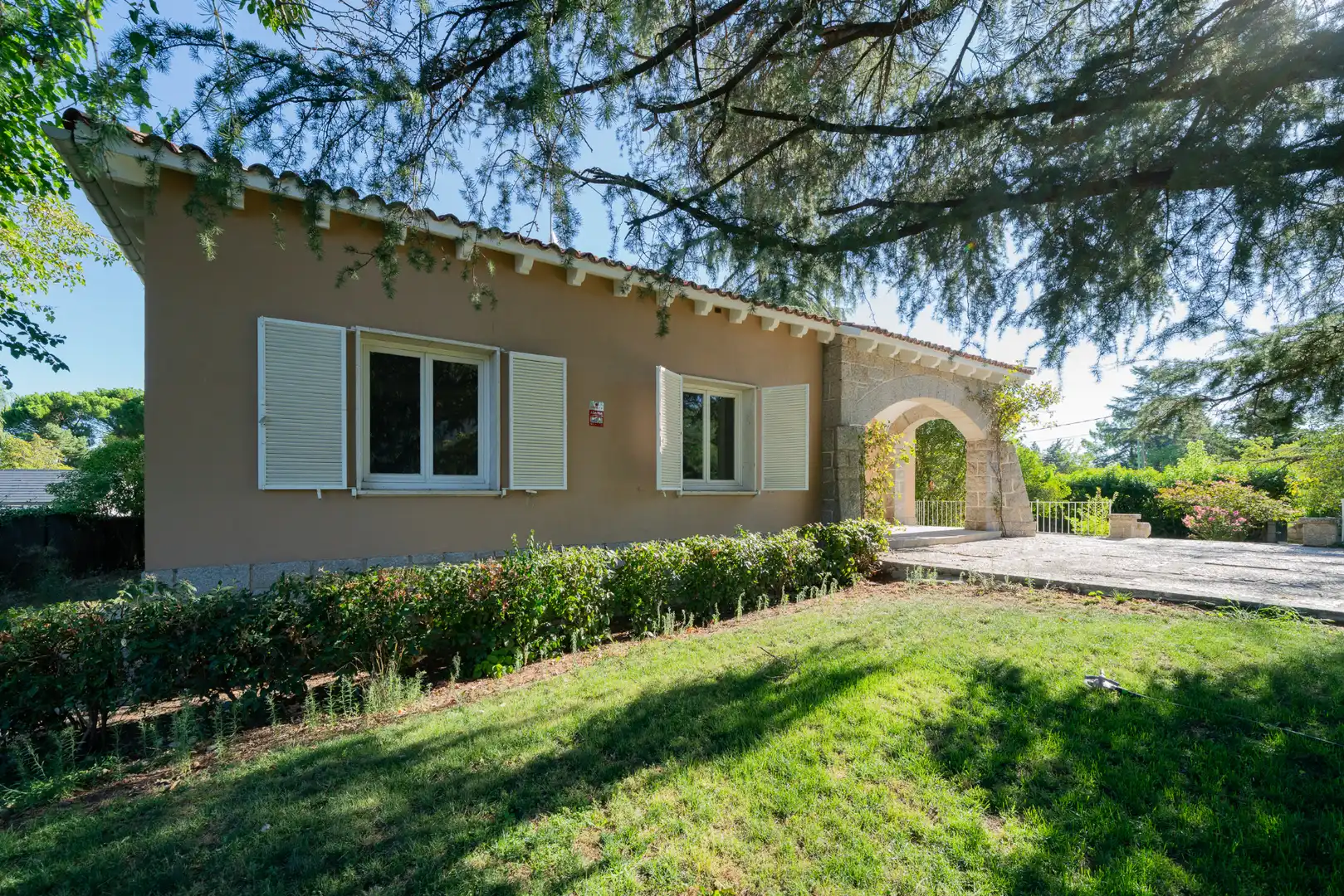 Chalet con jardín en alquiler en Moncloa - Aravaca, imagen 2