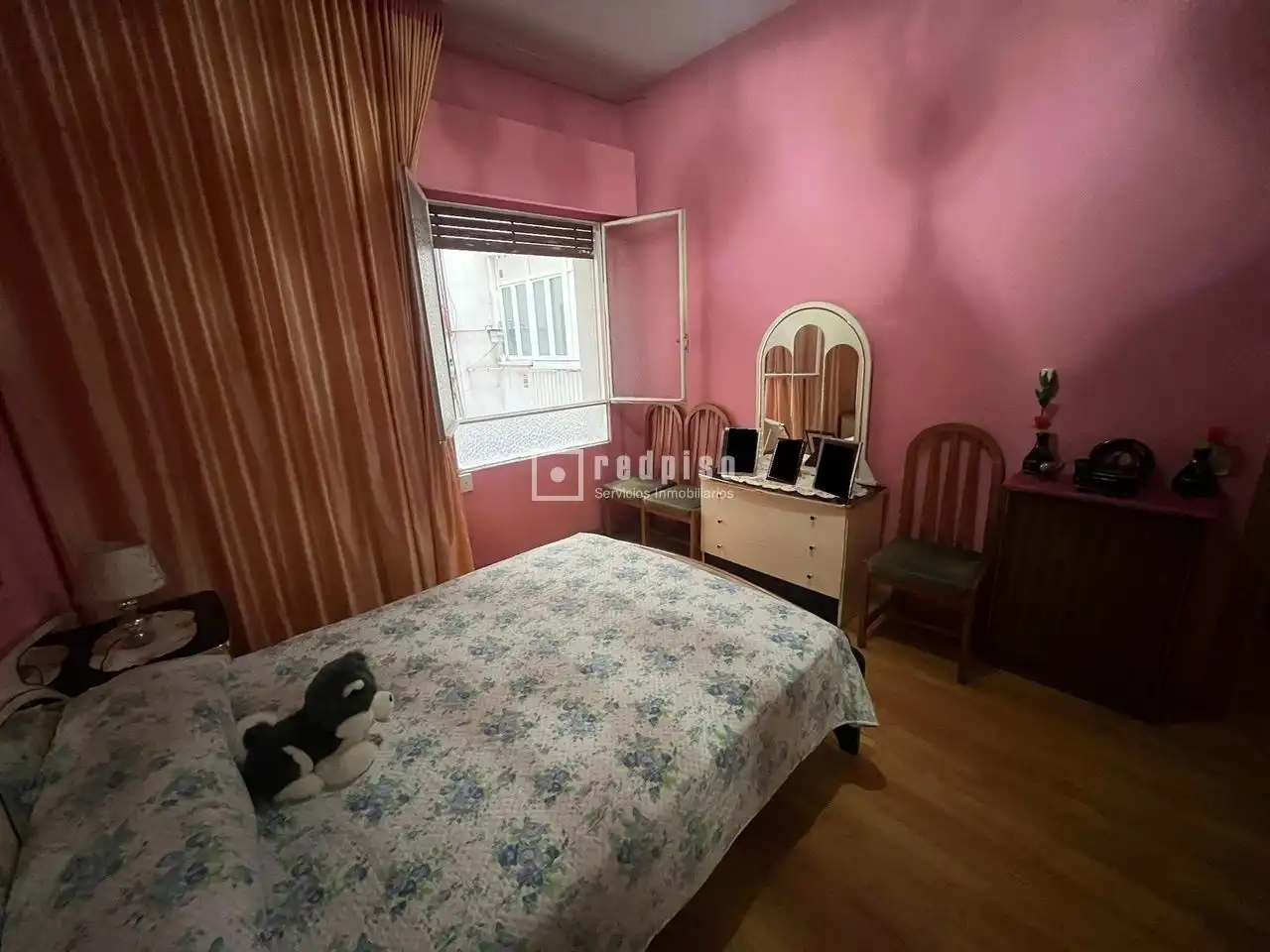 Habitación de Piso en venta en Madrid con Calefacción