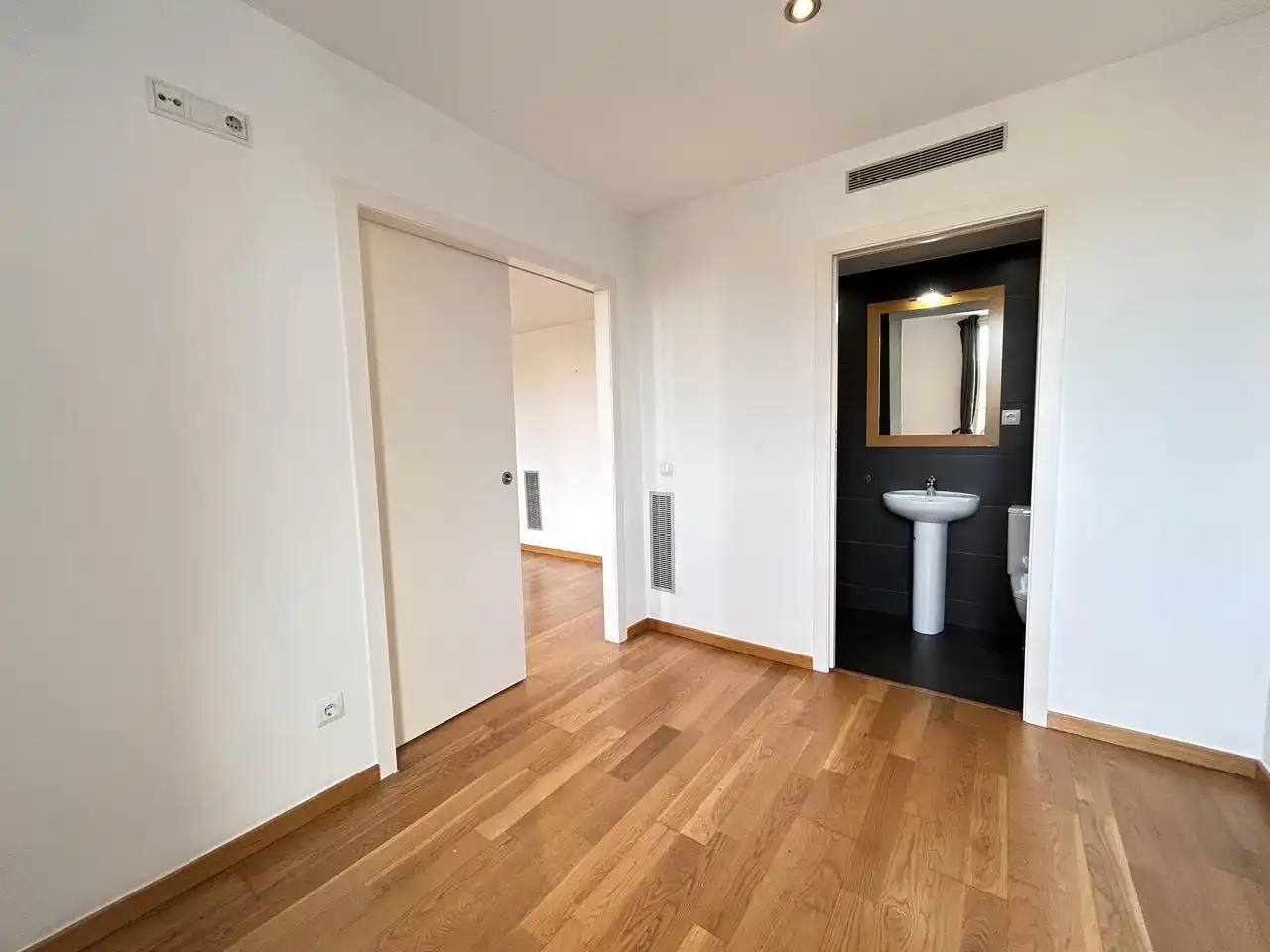 Schlafzimmer von Wohnung zum Verkauf in Barcelona