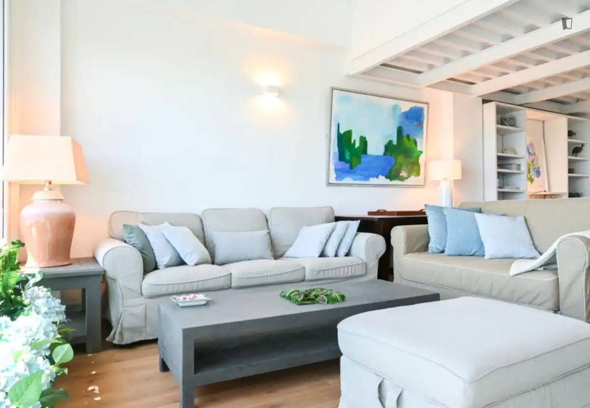 Living room of Apartments for rent in  Madrid Capital  with Air Conditioner, Furnished and Oven