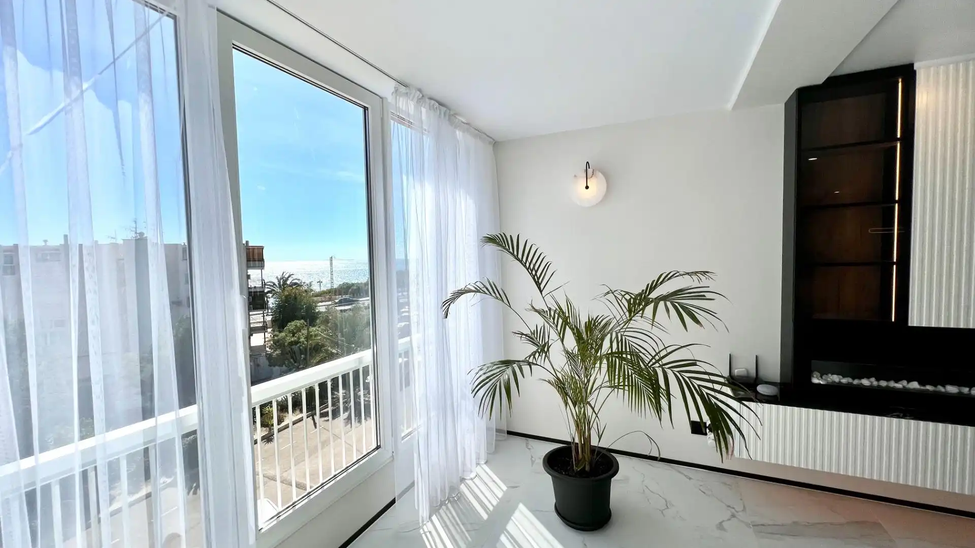 Dormitori de Pis en venda en Alicante / Alacant amb Aire condicionat, Jardí privat i Terrassa