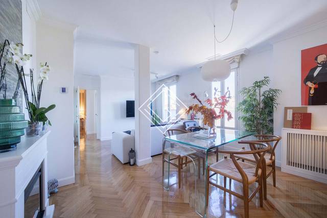 Piso en Venta en Cortes - Huertas