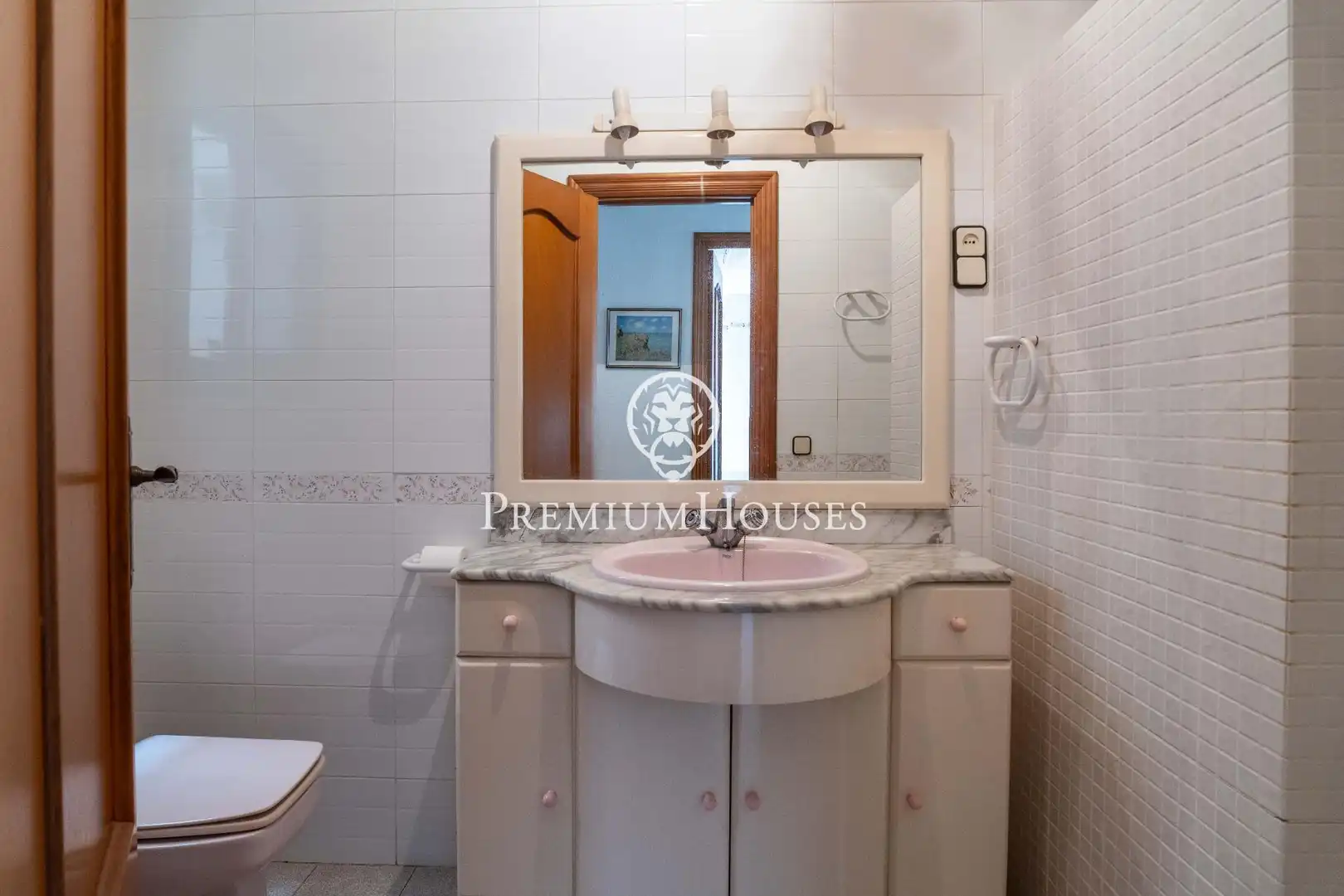 Baño de Edificio en venta en Vilanova i la Geltrú