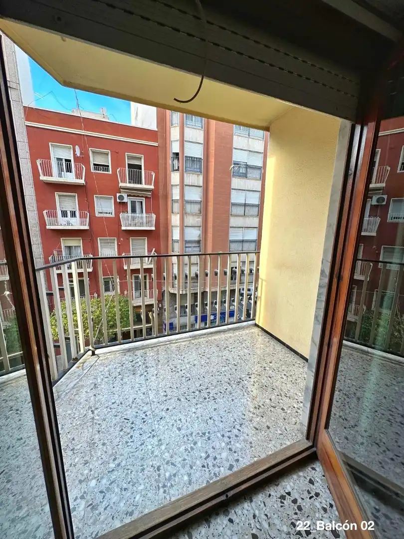 Wohnung mit Terrasse zum Verkauf in Elche ciudad, imagen 2