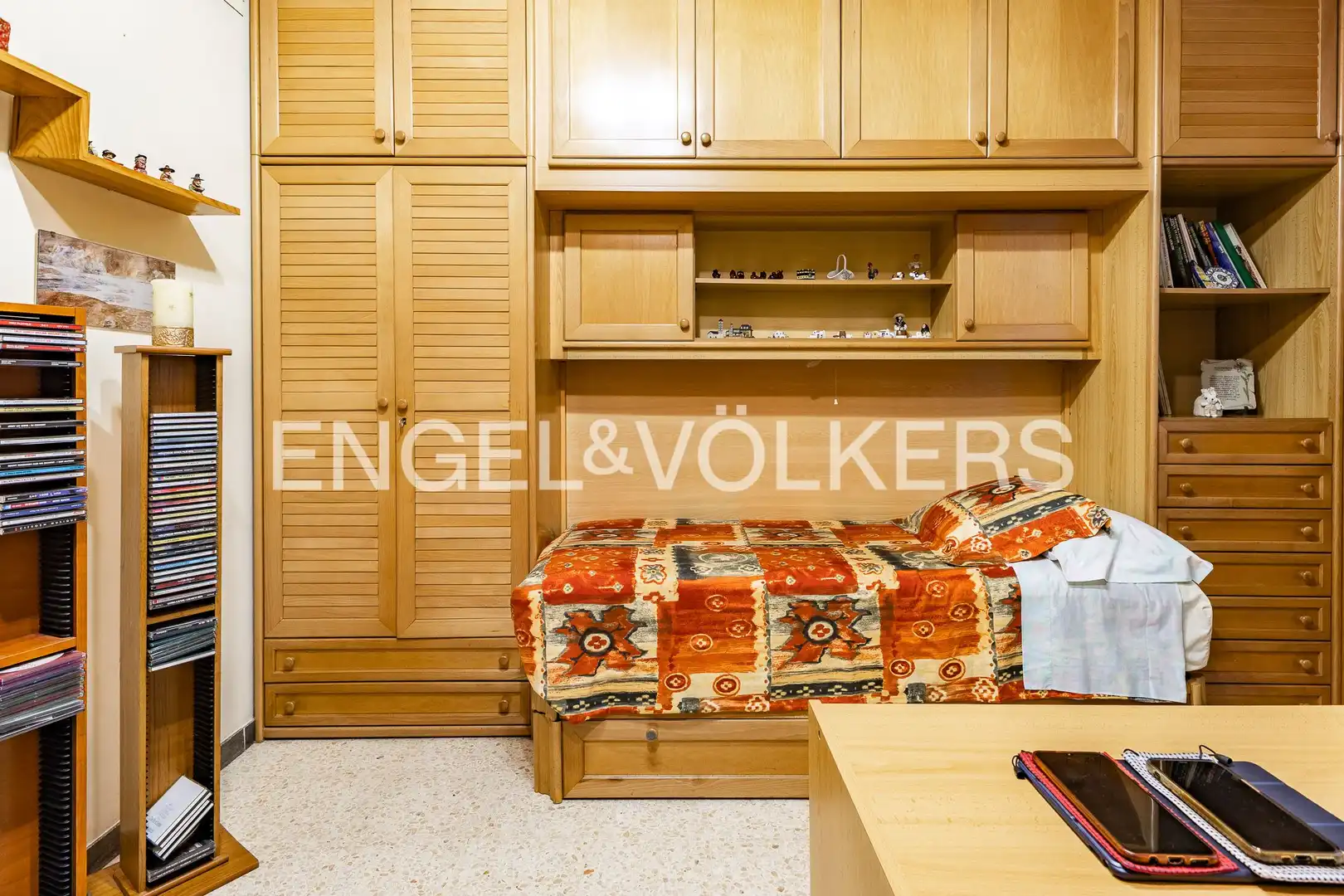 Habitación de Piso en venta en Barcelona con Aire acondicionado, Calefacción y Balcón