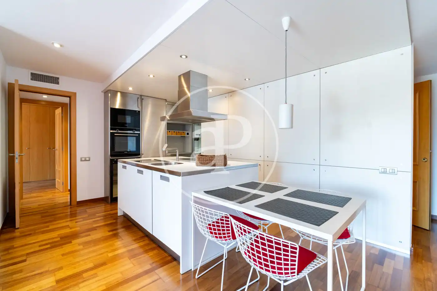 Küche von Wohnung zur Miete in Barcelona mit Klimaanlage, Heizung und Möbliert