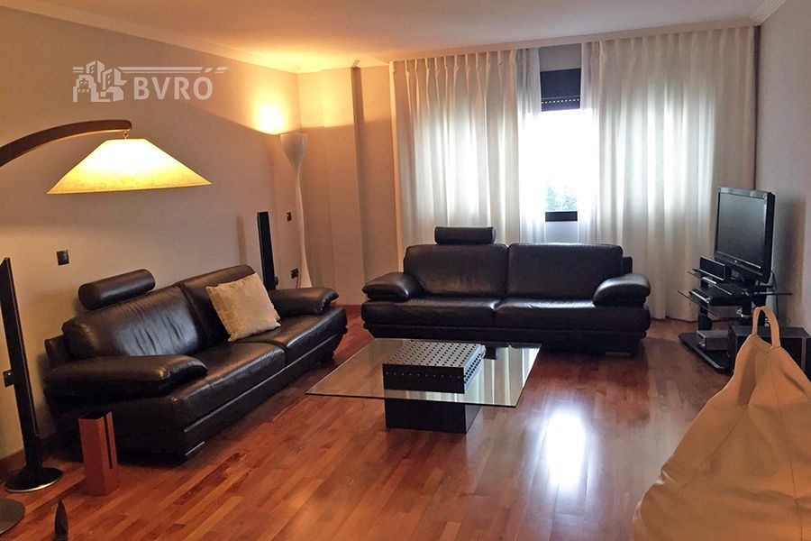 Sala d'estar de Pis en venda en  Córdoba Capital amb Aire condicionat, Terrassa i Traster
