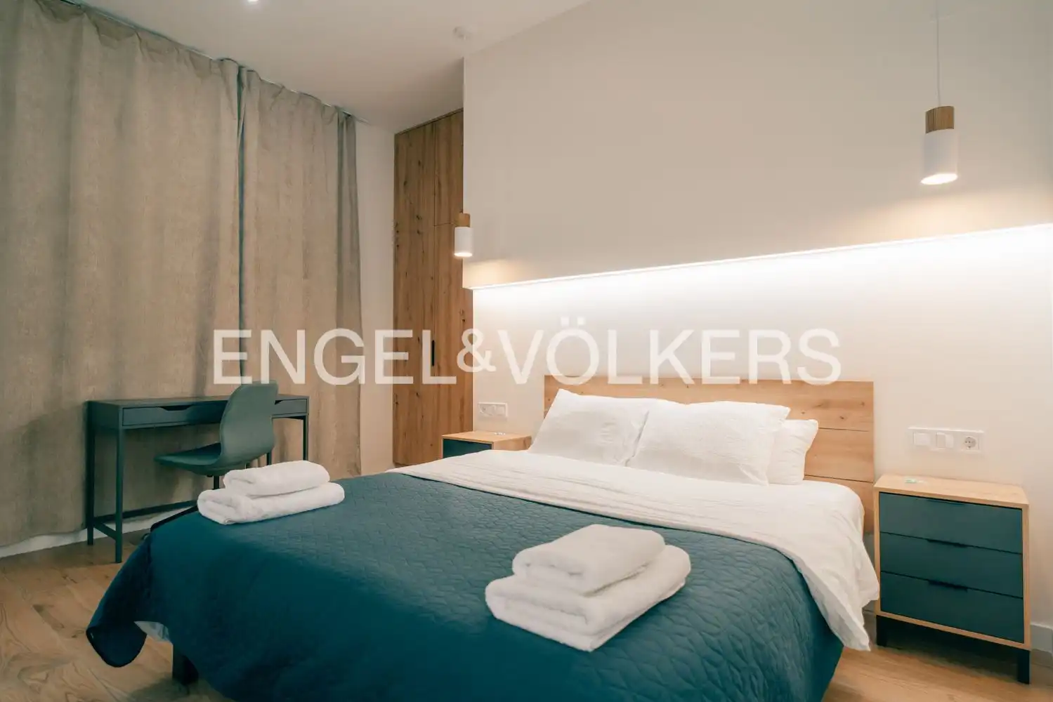 Habitación de Apartamento en venta en Valencia con Aire acondicionado, Calefacción y Amueblado