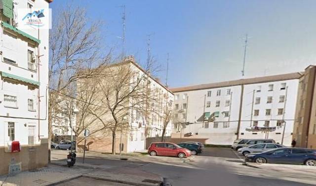 Piso en Venta en Calle HOJALATERIA en Amposta