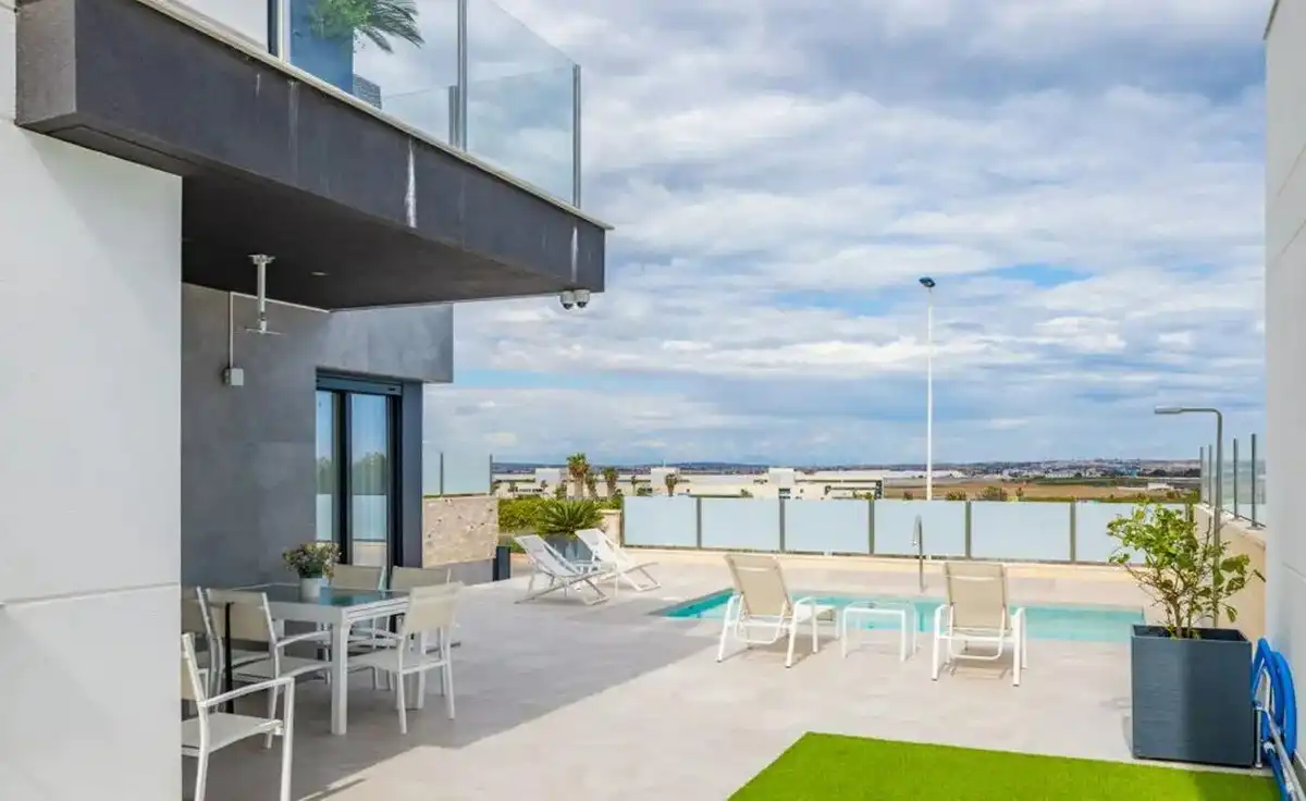 Casa amb jardí en venda a Los Balcones - Los Altos, imagen 4