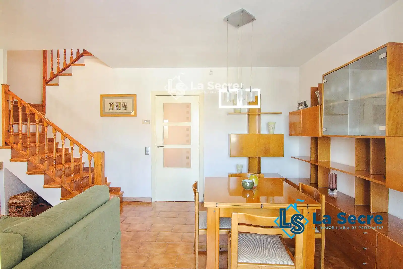 Sala d'estar de Casa adosada en venda en Gelida amb Aire condicionat, Calefacció i Alarma