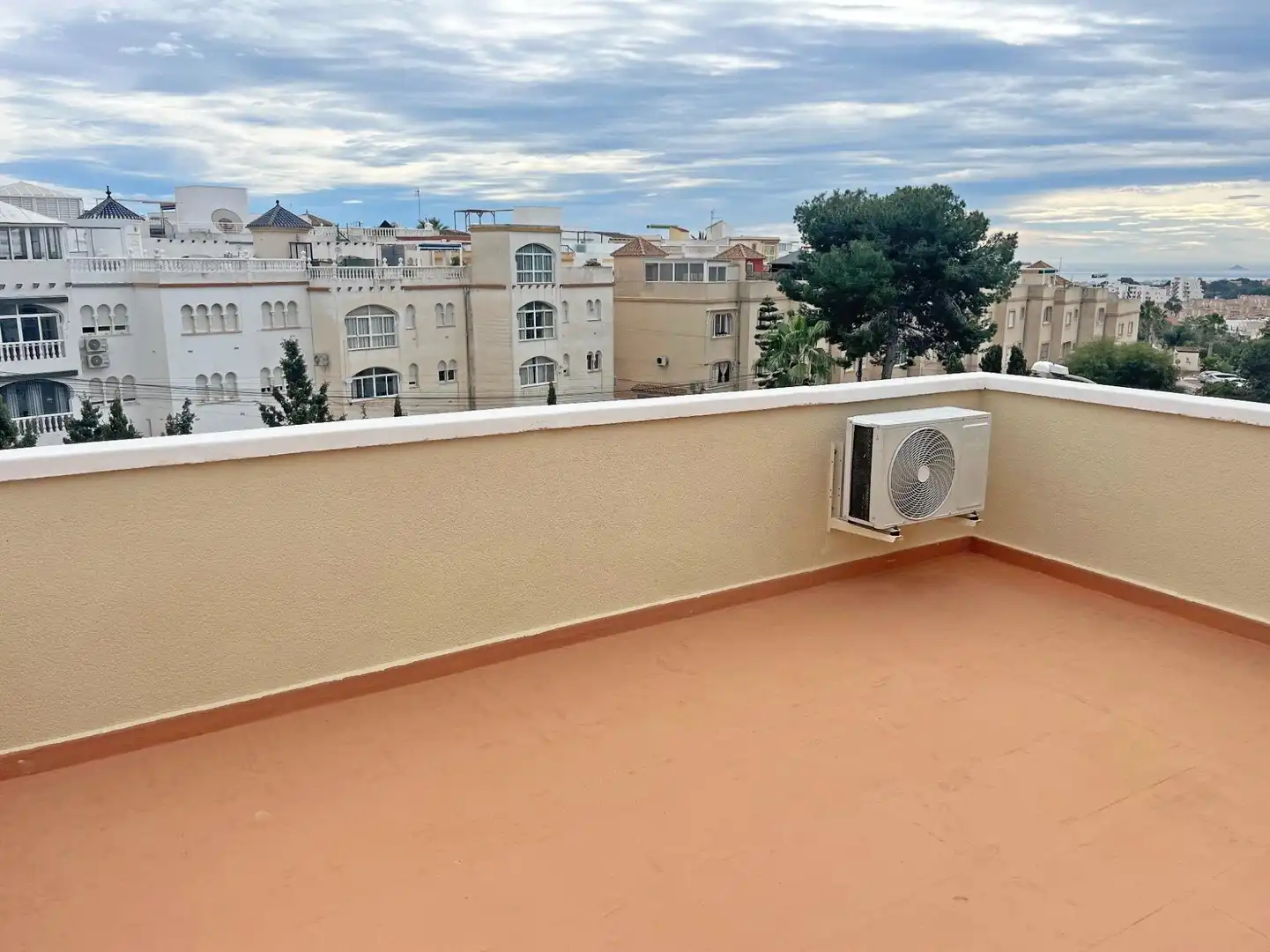 Terraza de Dúplex en venta en San Miguel de Salinas con Piscina, Amueblado y Piscina comunitaria