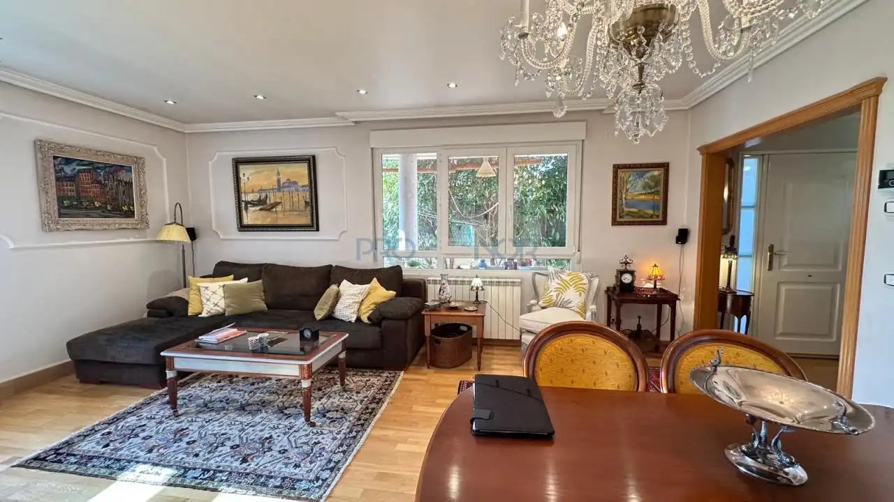 Reihenhaus mit Pool zum Verkauf in Rengalengo, imagen 10