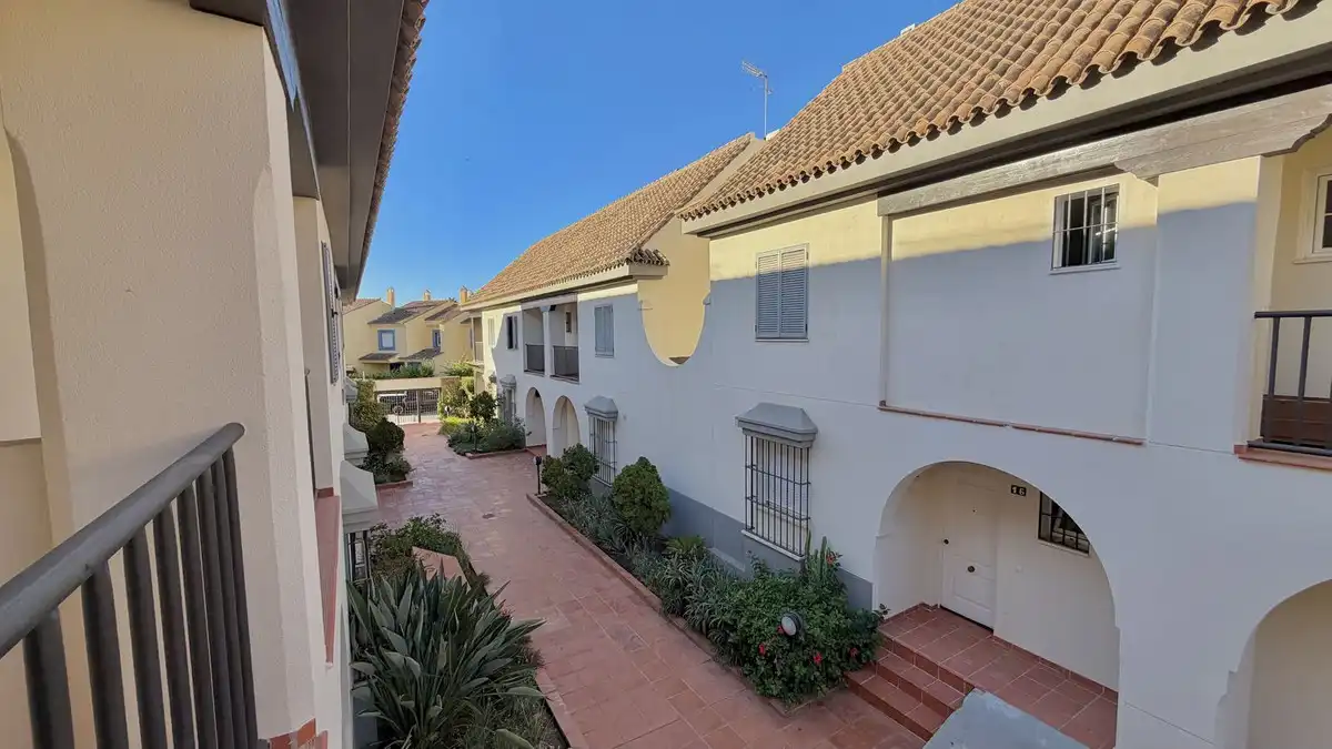 Reihenhaus zum Verkauf in Nueva Andalucía, imagen 30