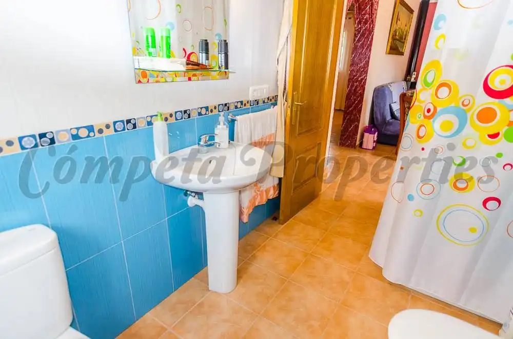 Casa amb jardí en venda a Canillas de Albaida, imagen 12