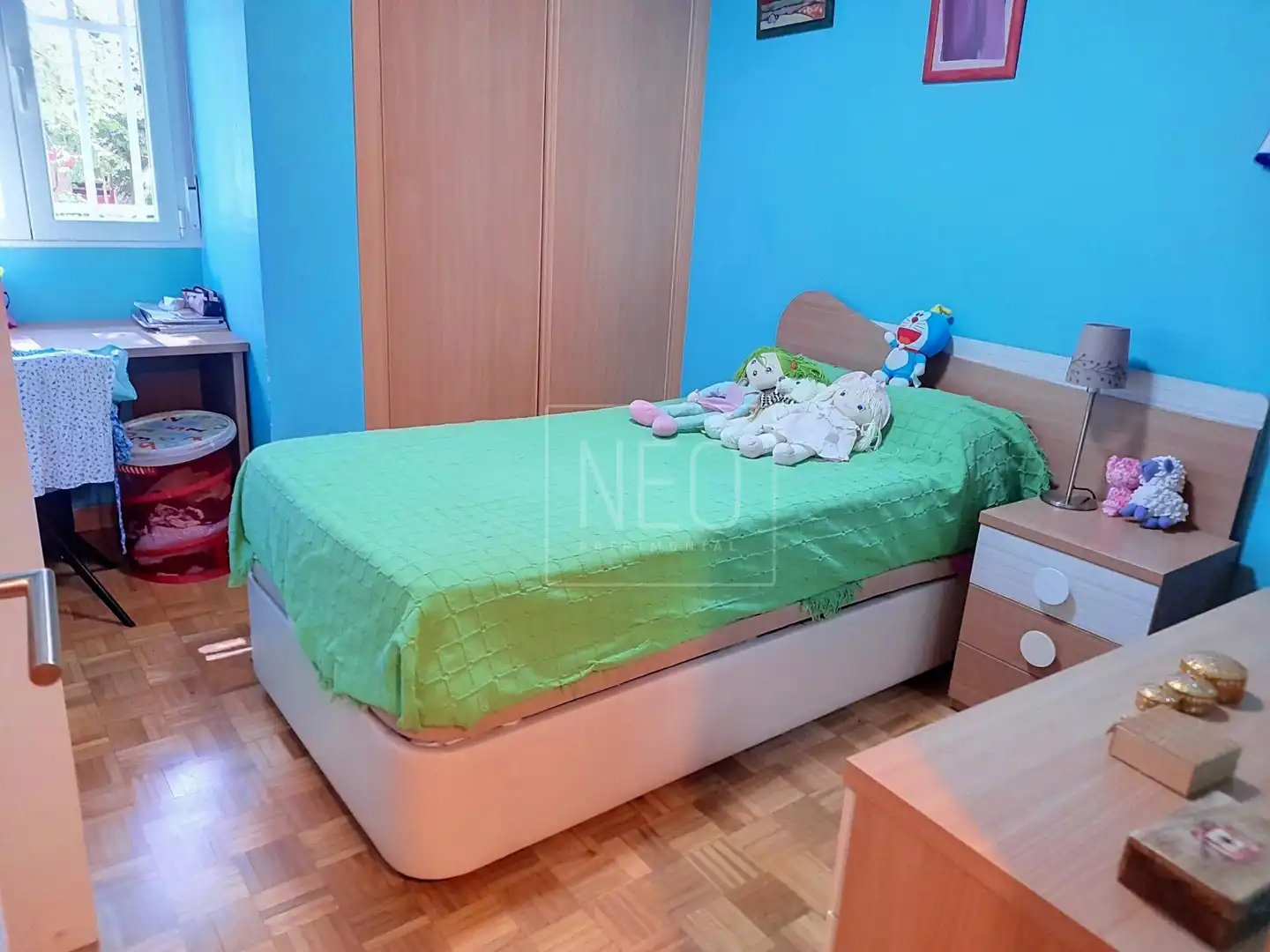 Habitación de Planta baja en venta en Madrid con Calefacción, Parquet y Terraza