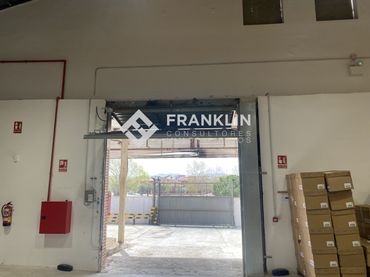 Nave industrielle à louer à Carrer Cantàbria