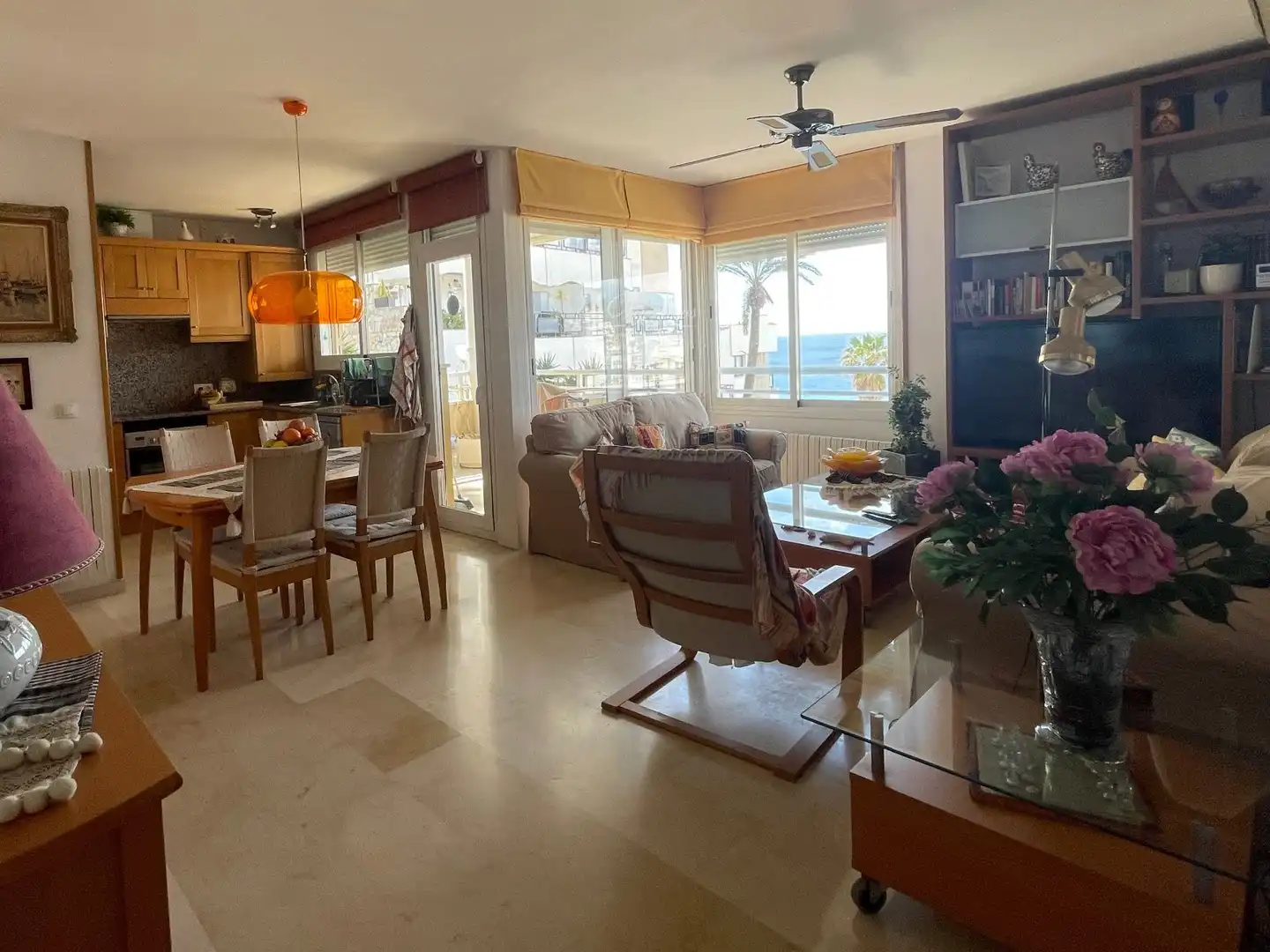 Sala d'estar de Àtic de lloguer en  Palma de Mallorca amb Aire condicionat, Calefacció i Terrassa
