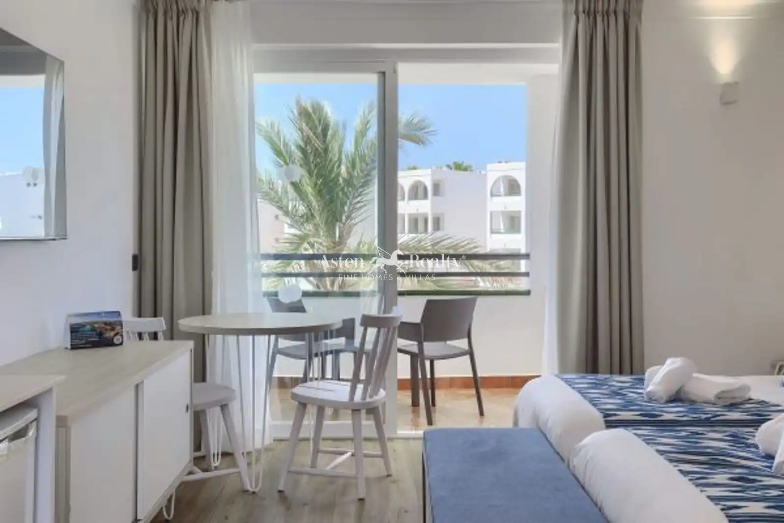 Bedroom of Apartments for sale in Felanitx  with Terrace, Swimming Pool and Furnished