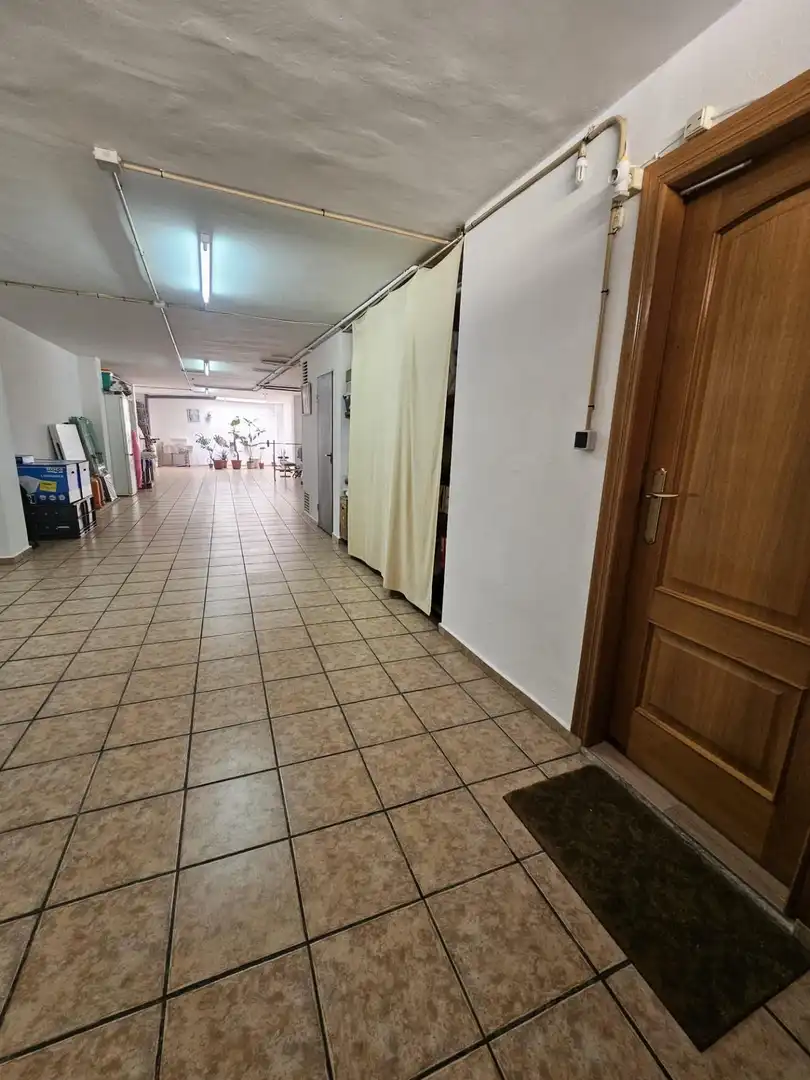 Houses for sale in Sueca  with Air Conditioner, Terrace and Storage room