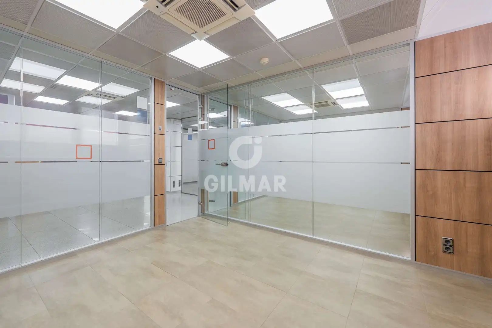 Büro zur Miete in Madrid mit Heizung