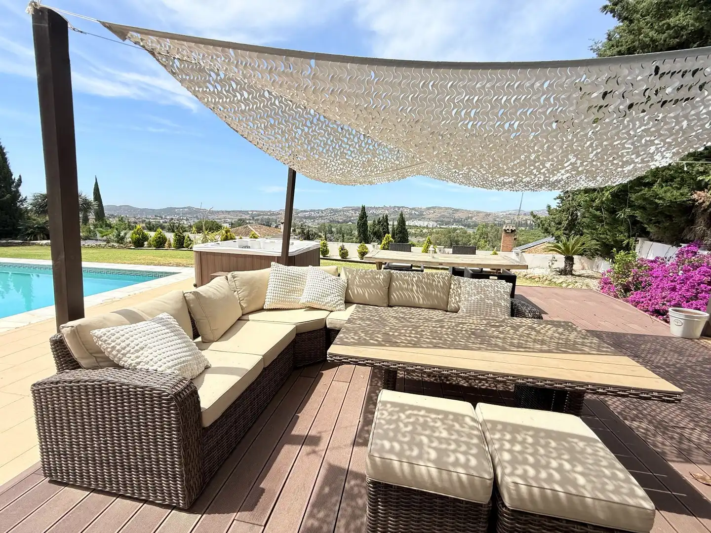 Maison avec piscine à vendre à calle Olivos de Sierrezuela