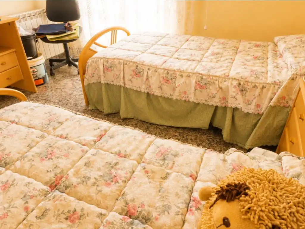 Bedroom of Houses for sale in Pineda de Mar