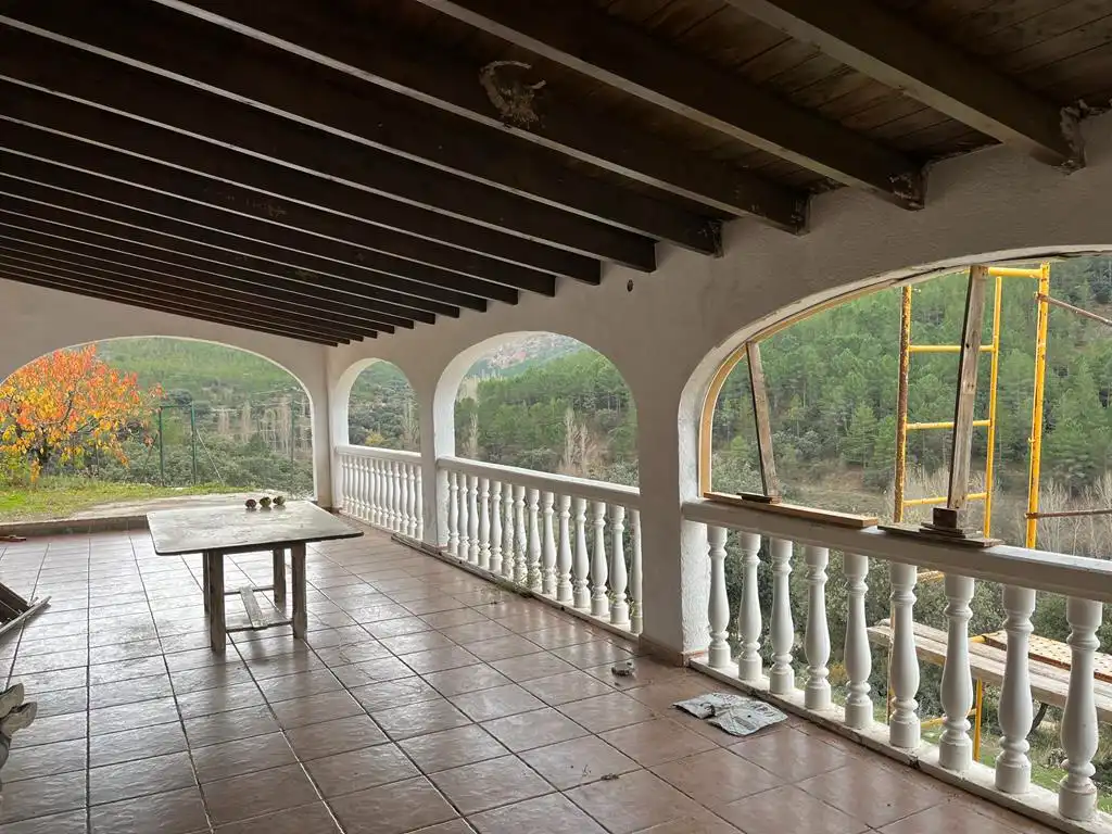 Terraza de Terreno en venta en Vianos