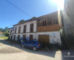 Vista exterior de Casa o xalet en venda en Langreo