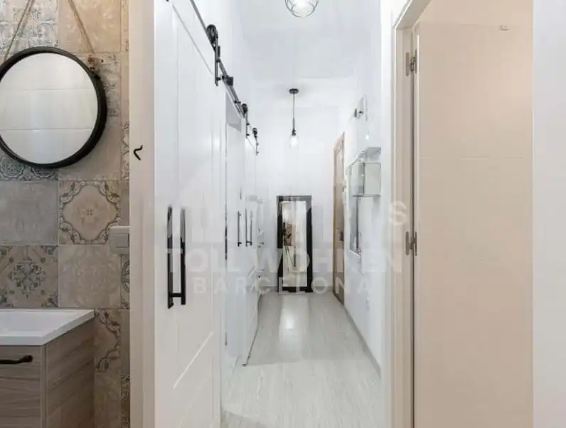 Piso en venta en Barcelona con Terraza, Amueblado y Balcón