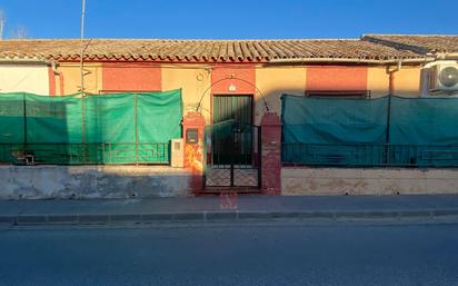 Vista exterior de Casa adosada en venda en Pulianas amb Moblat