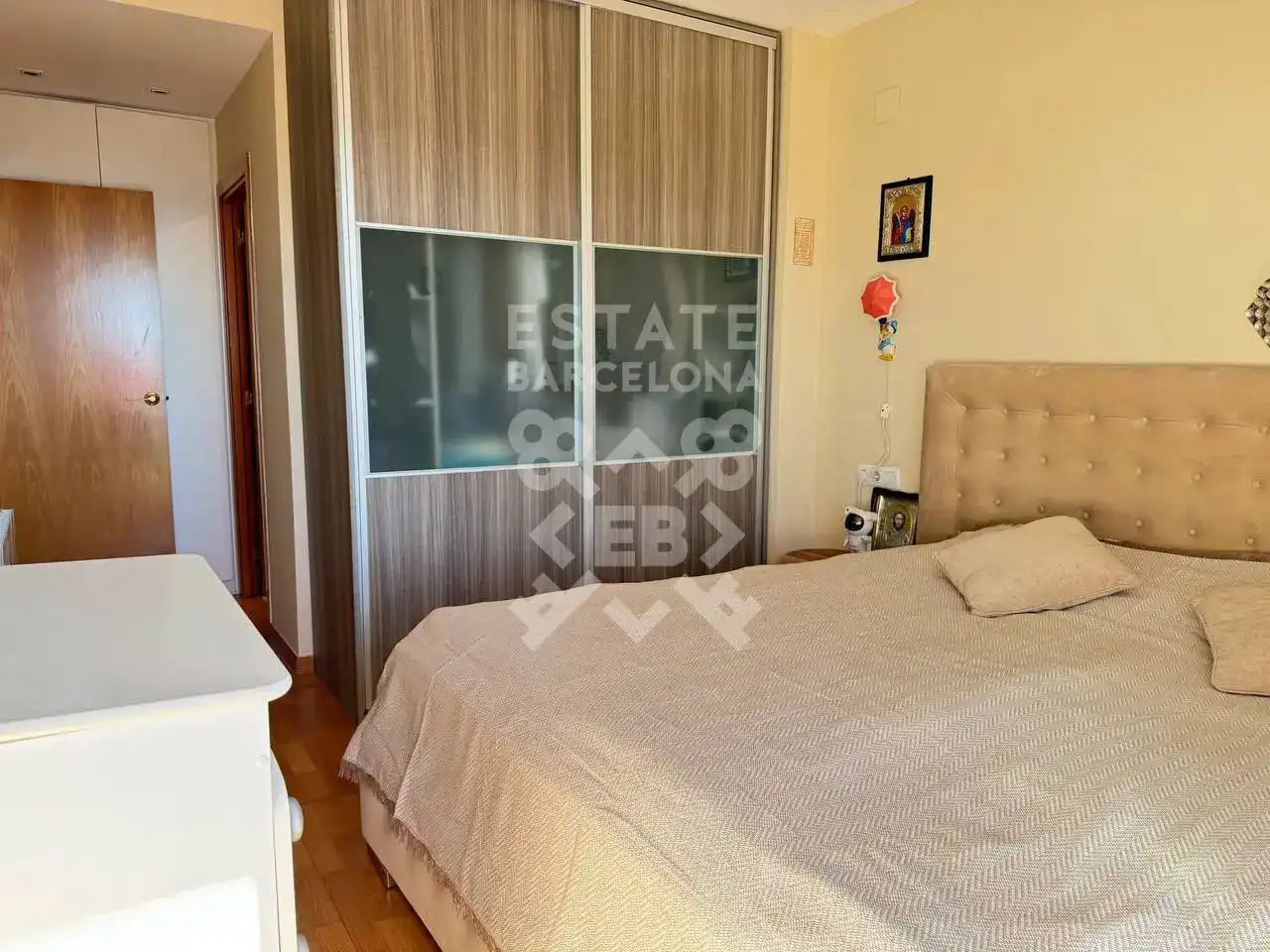 Schlafzimmer von Maisonette zum Verkauf in Sitges mit Klimaanlage, Heizung und Privatgarten