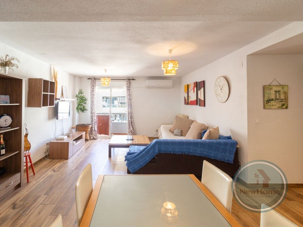 Sala d'estar de Pis en venda en San Vicente del Raspeig / Sant Vicent del Raspeig amb Aire condicionat, Jardí privat i Terrassa