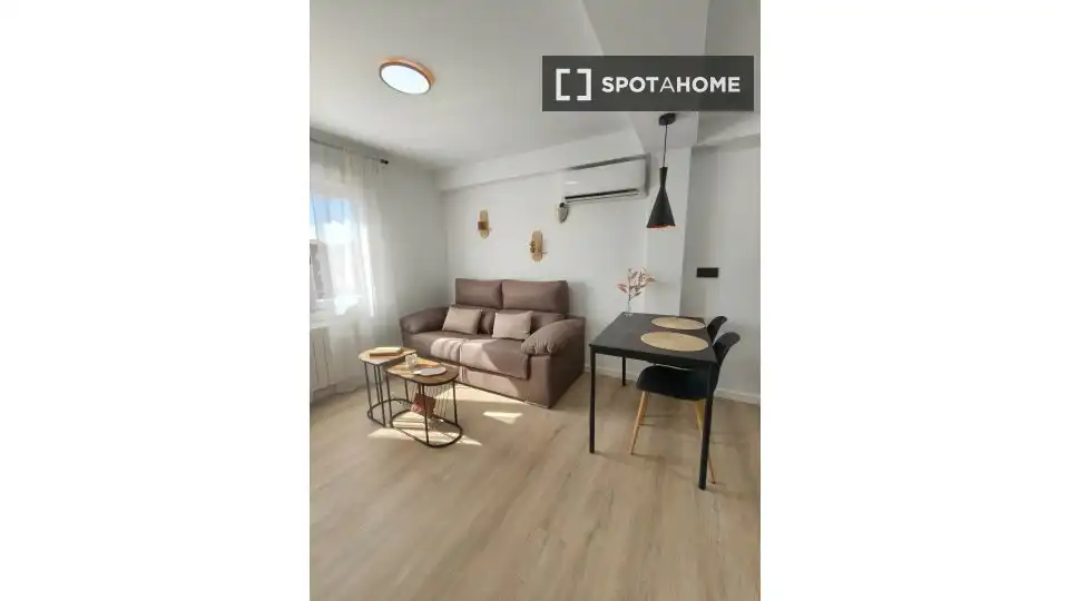 Vista exterior de Apartamento para compartir en Zaragoza con Aire acondicionado, Terraza y Amueblado