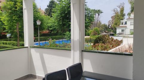 Foto 2 de Planta baixa de lloguer a Ana de Austria-pepina Nor, 1, Puerto Banús, Málaga