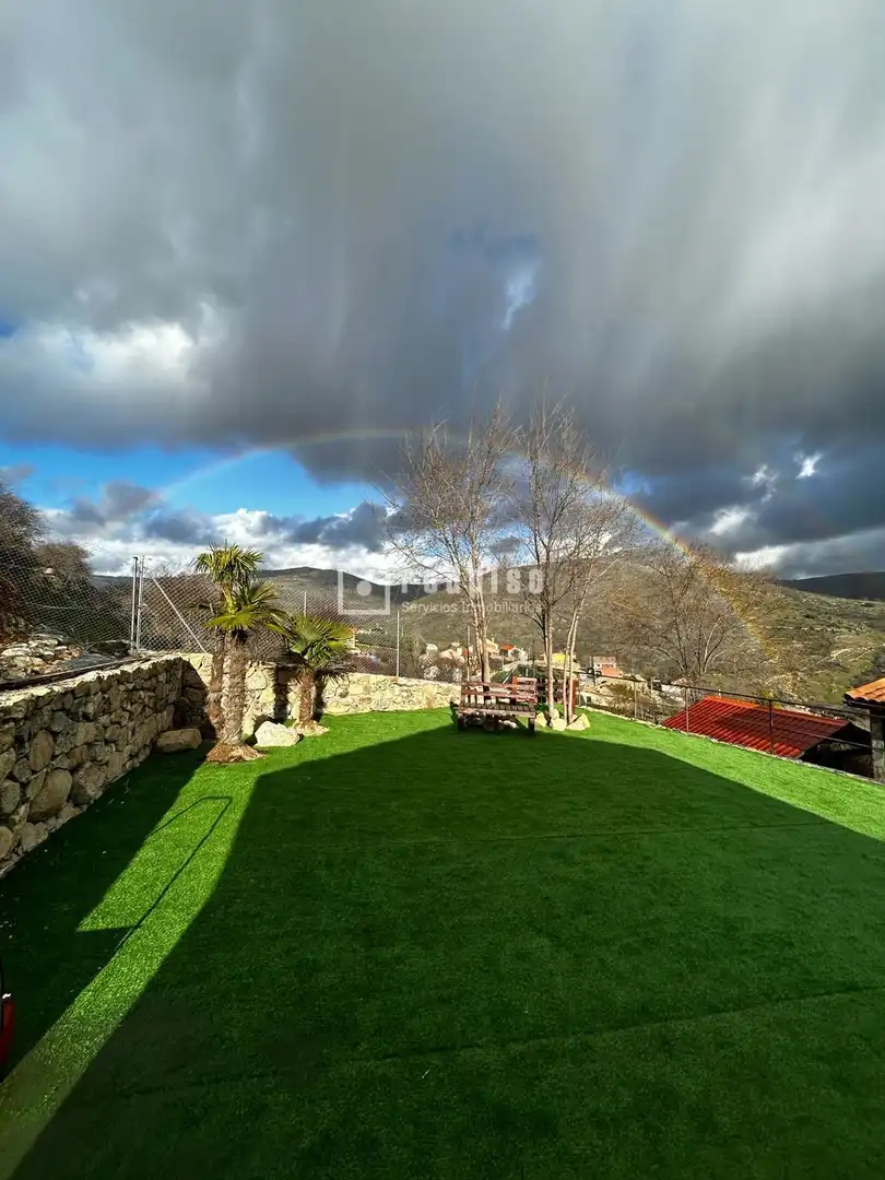 Jardín de Casa o chalet en venta en Santa María de la Alameda con Aire acondicionado, Calefacción y Trastero