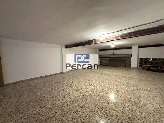 Local comercial en Alquiler en Astrónomo Comas Sola en Florida Baja